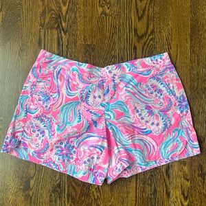 Lilly Pulitzer Pull on shorts